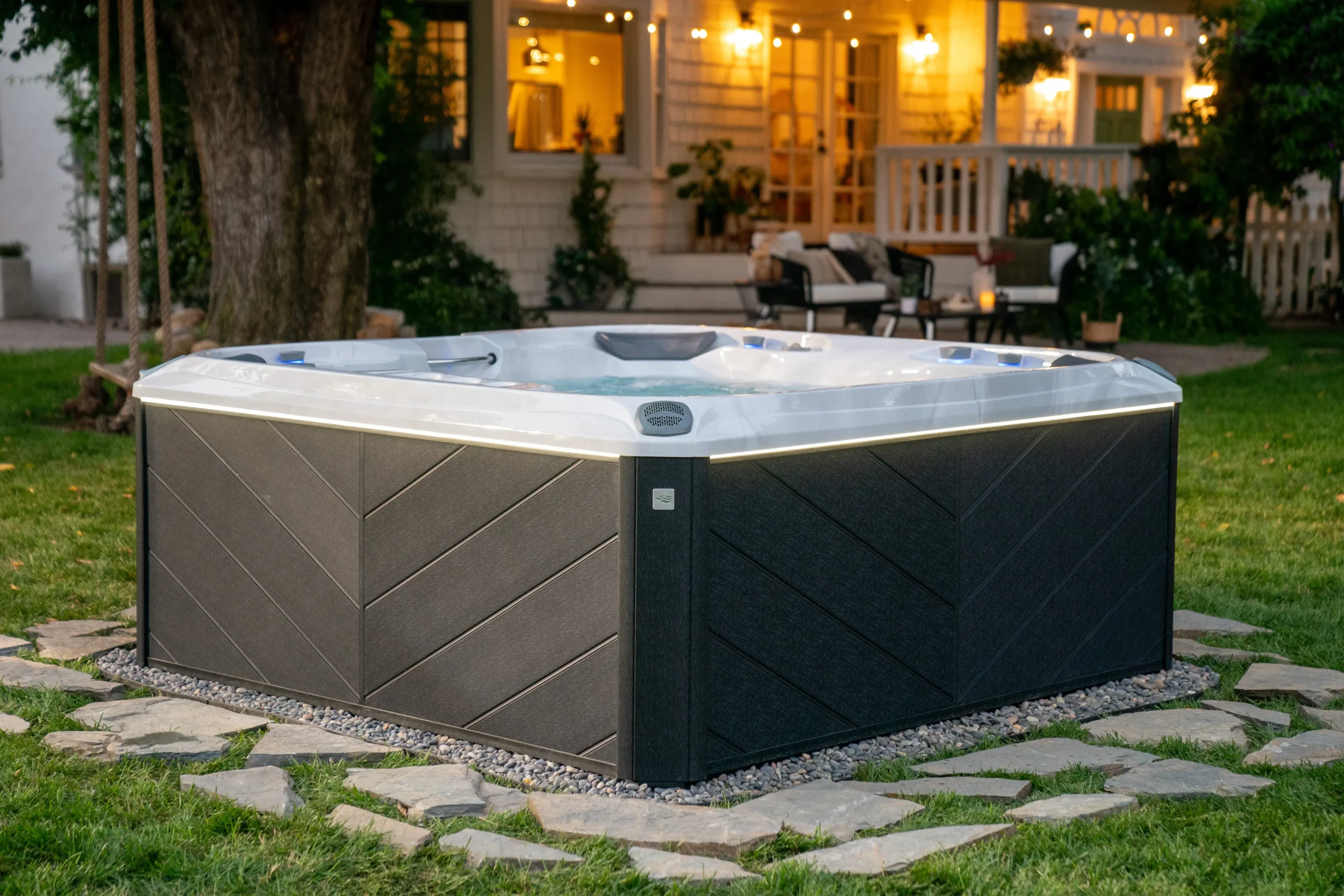 Sundance Optima 880 Hot Tub